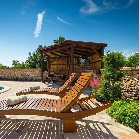 Milica Ferienhaus Pula